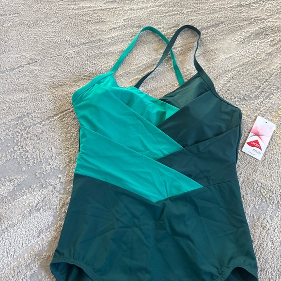 Lands End green one piece swimsuit bathing suit SlenderSuit Pleated 10 long new - Picture 4 of 14